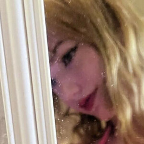 Photo nue de fuite OnlyFans de Mikahhlynn