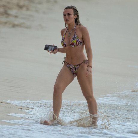 Tallia Storm