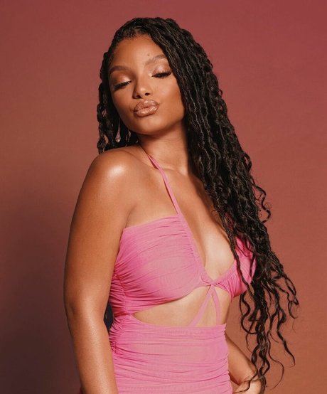 Photo nue de fuite OnlyFans de Halle Bailey