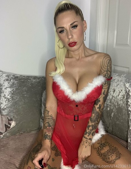 Photo nue de fuite OnlyFans de Hotwifey