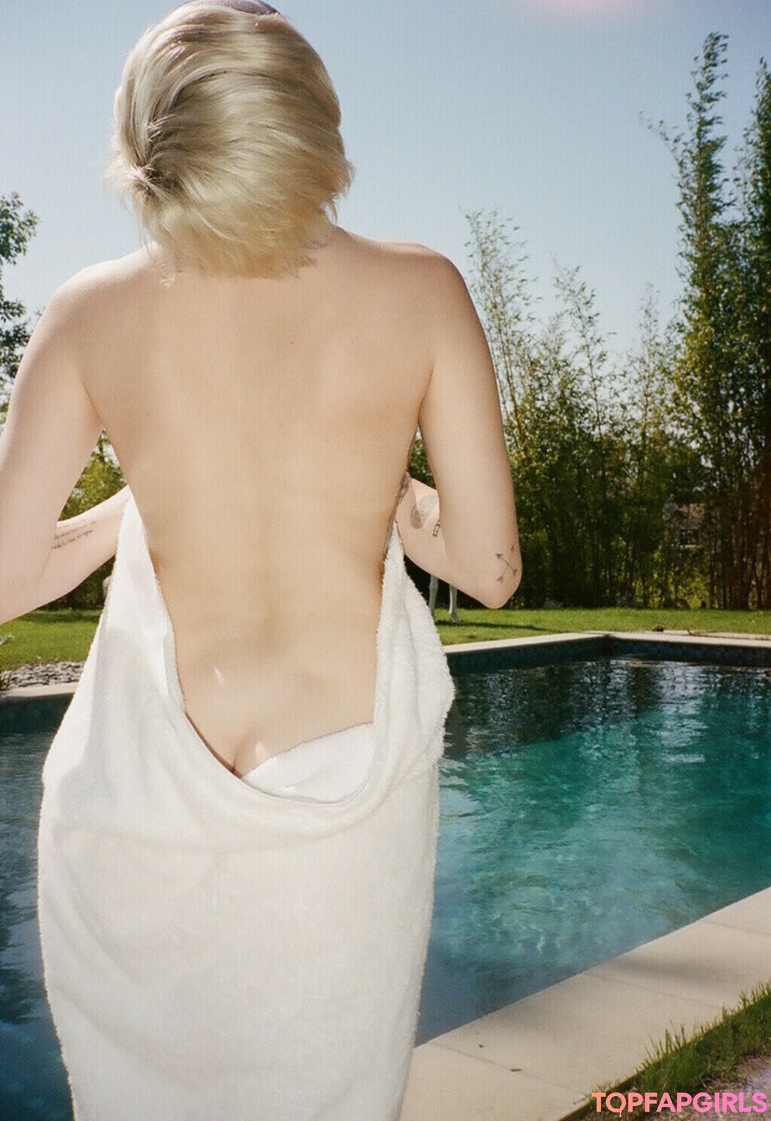 Photo nue de fuite OnlyFans de Miley Cyrus #1097
