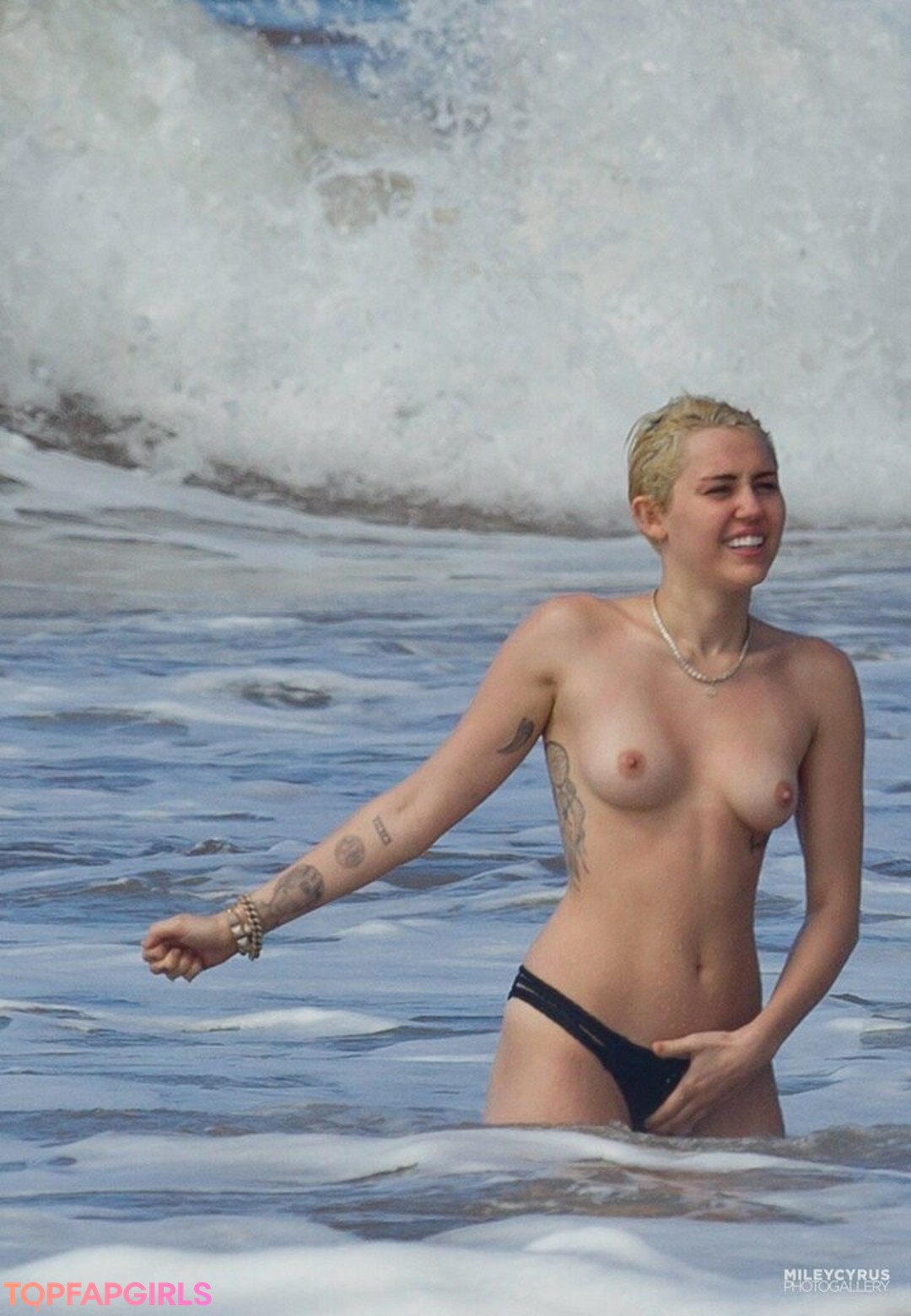 Photo nue de fuite OnlyFans de Miley Cyrus #1287
