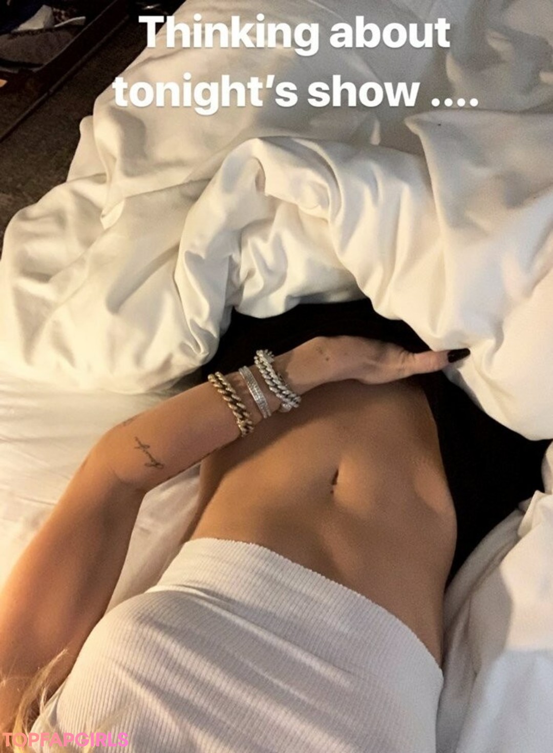 Photo nue de fuite OnlyFans de Miley Cyrus #1457