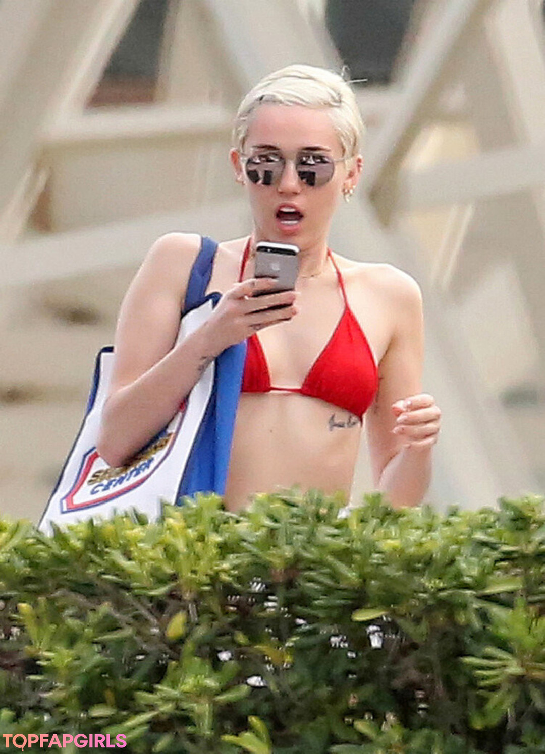 Photo nue de fuite OnlyFans de Miley Cyrus #1481