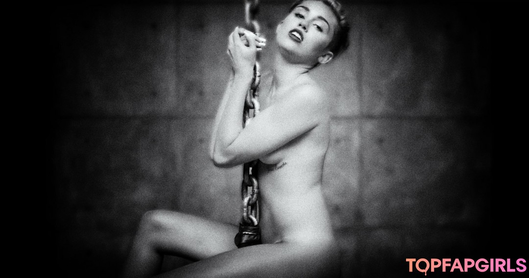 Photo nue de fuite OnlyFans de Miley Cyrus #1642