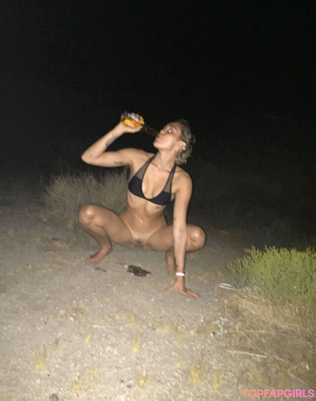 Photo nue de fuite OnlyFans de Miley Cyrus #1984