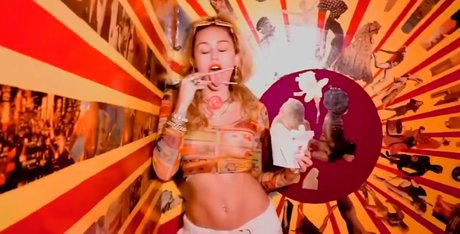 Photo nue de fuite OnlyFans de Miley Cyrus