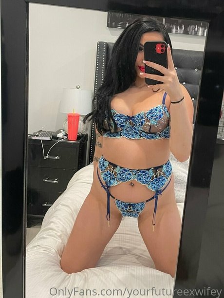 Photo nue de fuite OnlyFans de Yourfutureexwifey