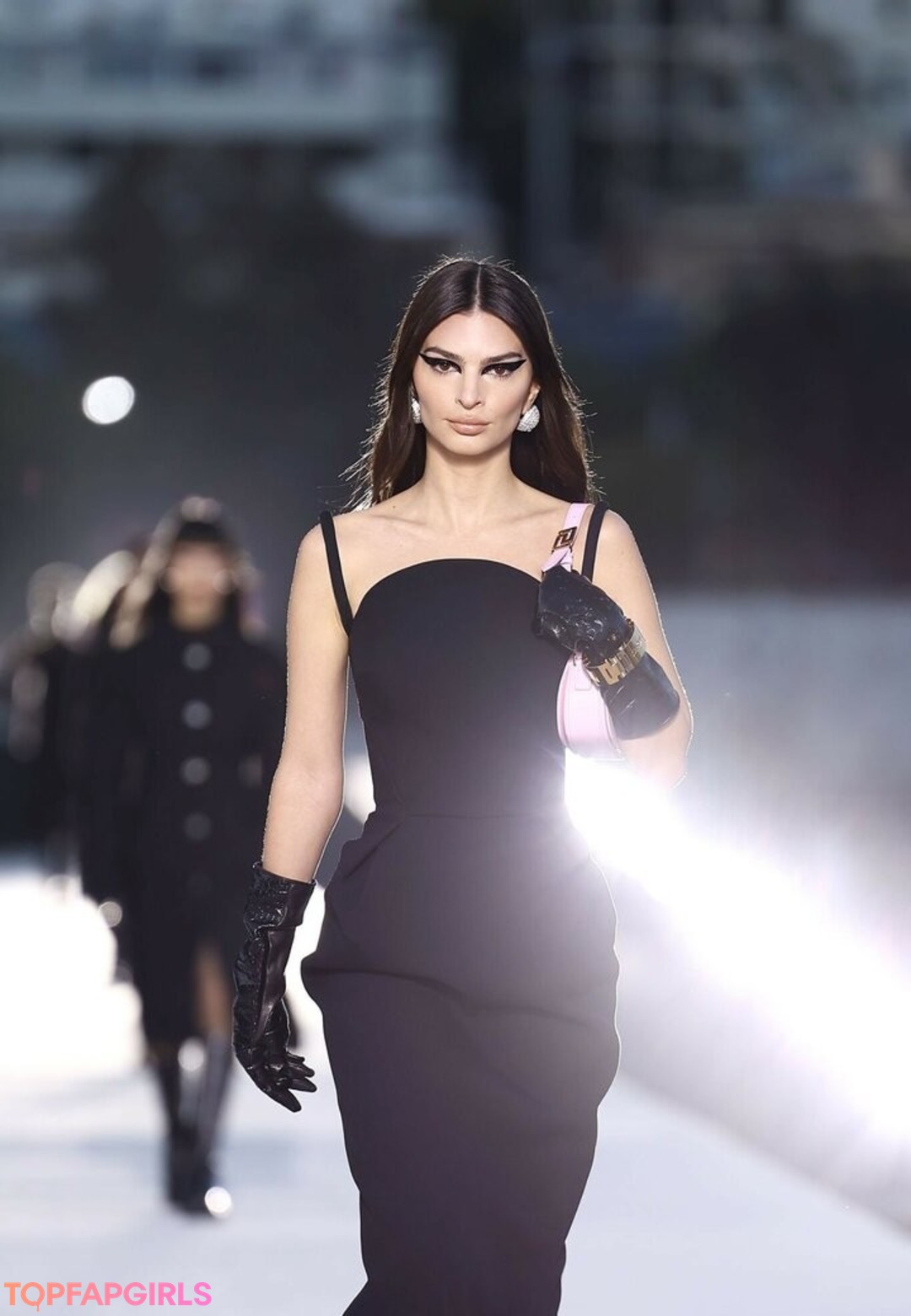 Photo nue de fuite OnlyFans de Emily Ratajkowski #1395