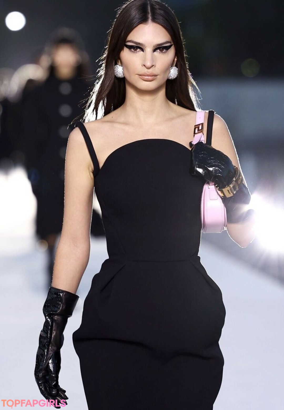 Photo nue de fuite OnlyFans de Emily Ratajkowski #1396