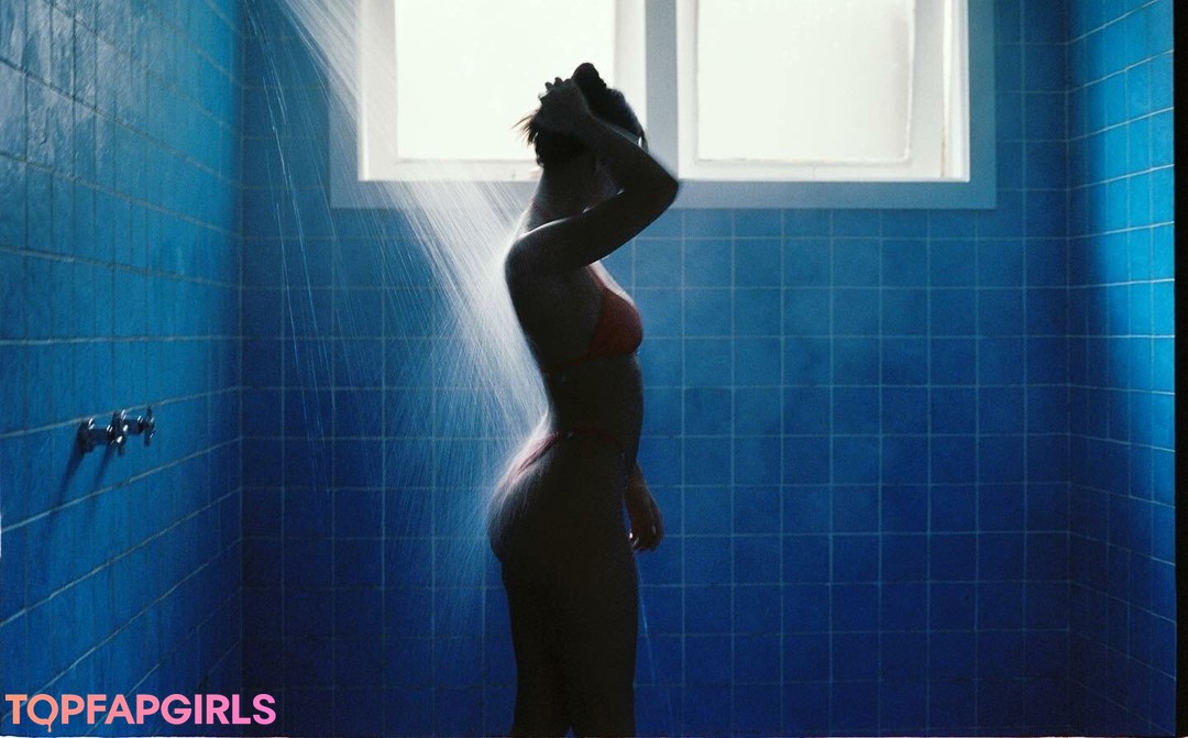 Photo nue de fuite OnlyFans de Emily Ratajkowski #1658