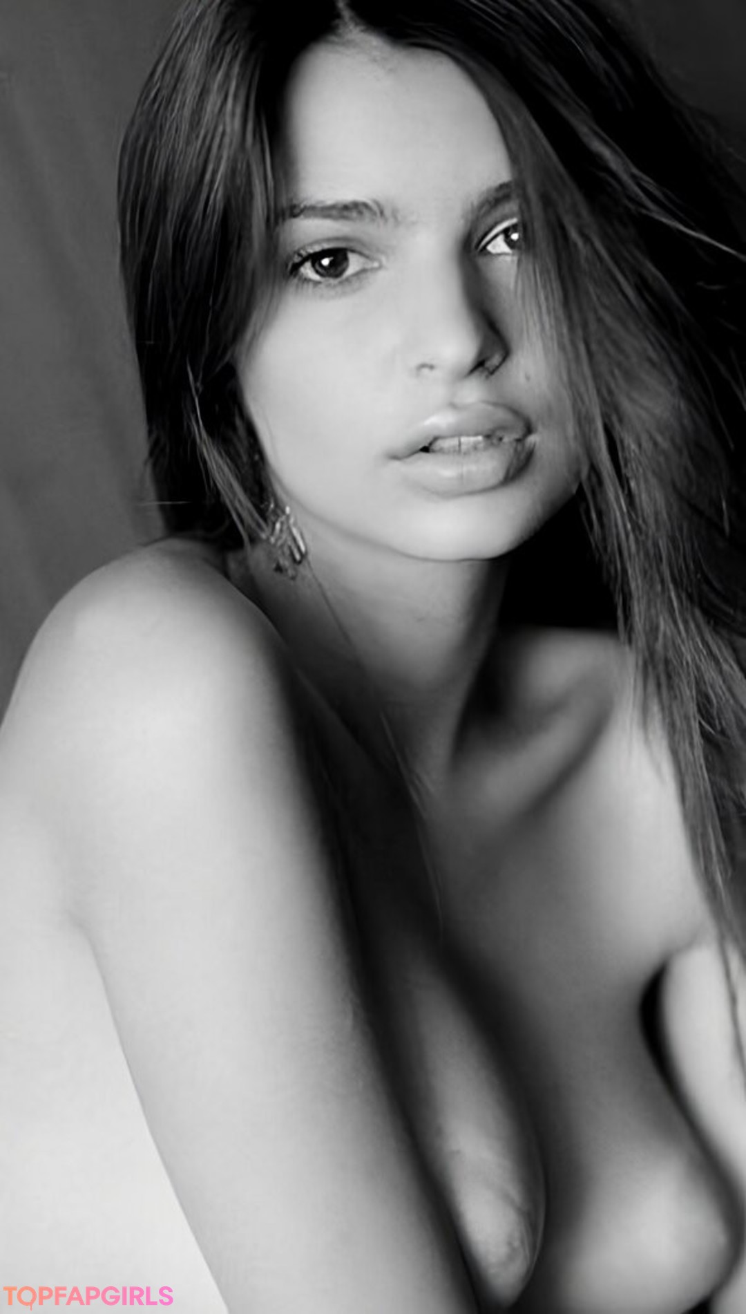 Photo nue de fuite OnlyFans de Emily Ratajkowski #1785