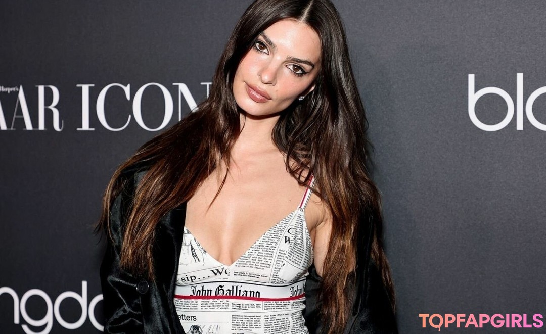 Photo nue de fuite OnlyFans de Emily Ratajkowski #1821