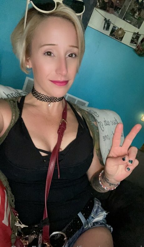 Photo nue de fuite OnlyFans de Funsizesammi