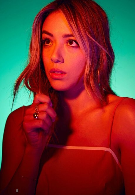 Chloe Bennet