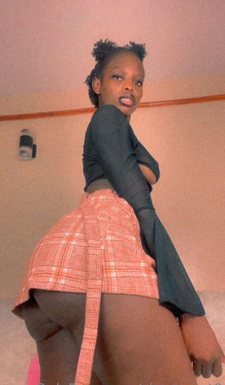 Sheisart0