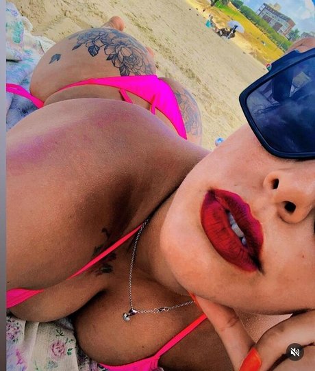 Photo nue de fuite OnlyFans de Lujan Flores