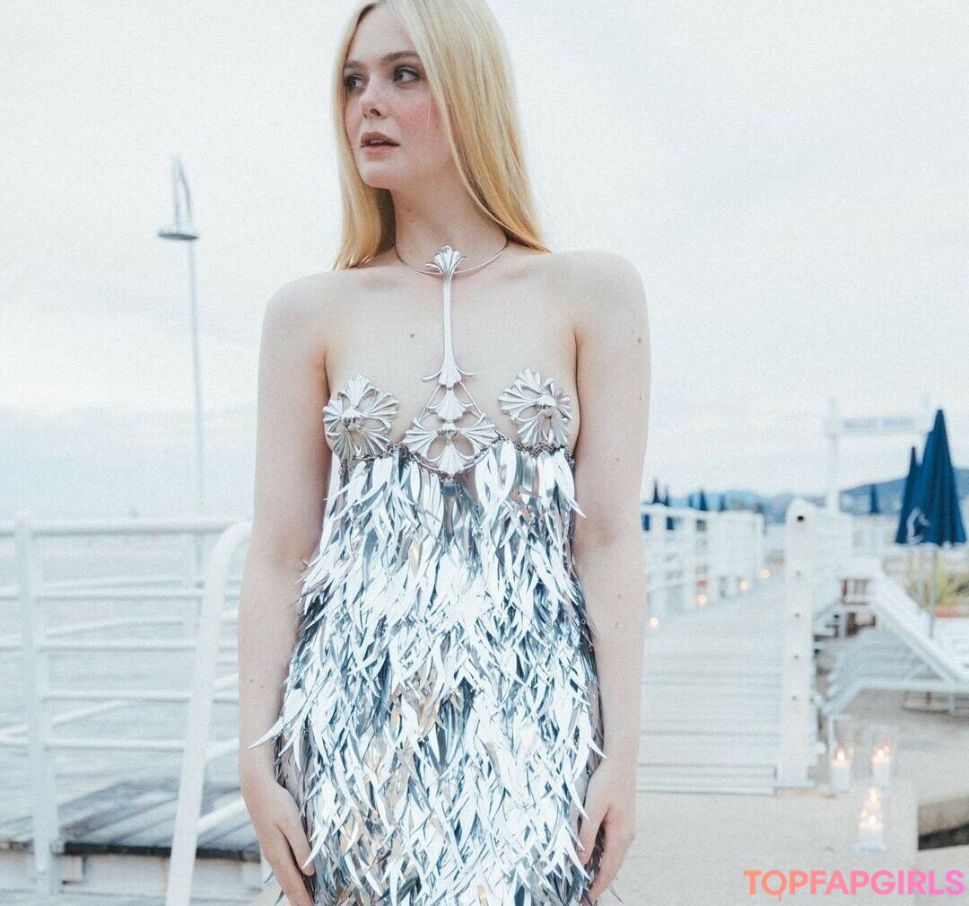 Photo nue de fuite OnlyFans de Elle Fanning #1035