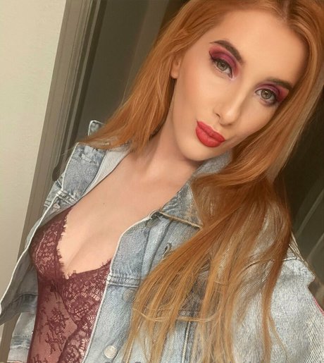 Photo nue de fuite OnlyFans de Anniechloesworld