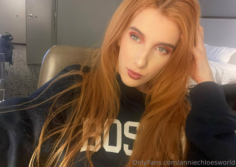 Photo nue de fuite OnlyFans de Anniechloesworld