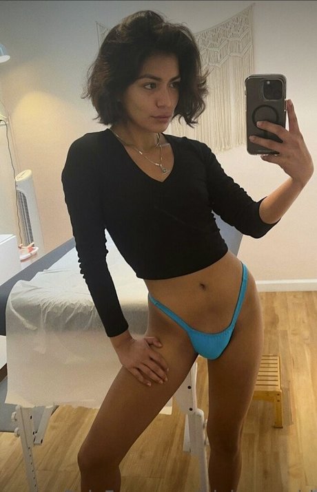 Photo nue de fuite OnlyFans de Beautywithtrinity