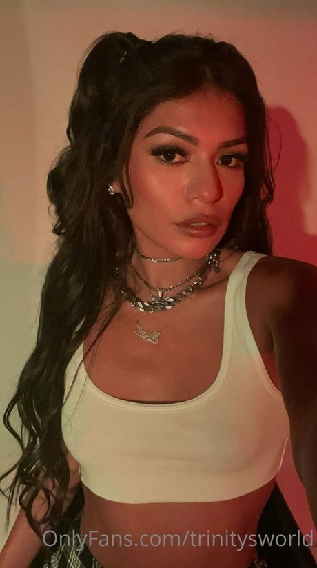 Photo nue de fuite OnlyFans de Beautywithtrinity