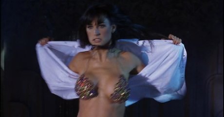 Photo nue de fuite OnlyFans de Demi Moore