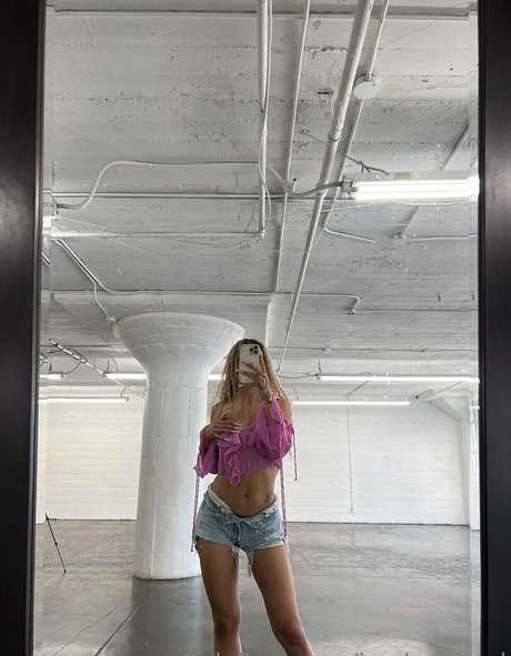 Photo nue de fuite OnlyFans de Jambajuiced