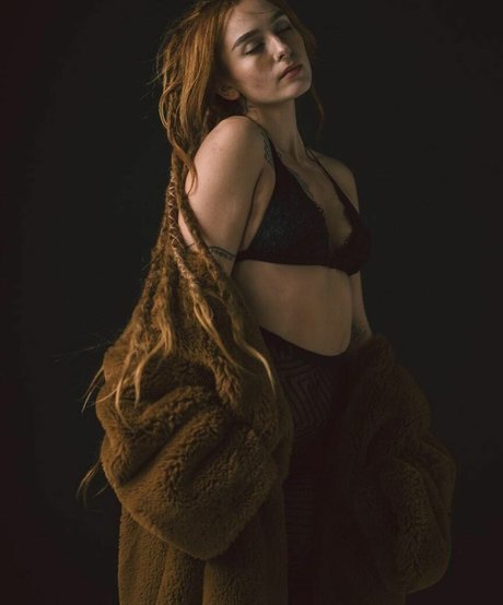 Photo nue de fuite OnlyFans de Eliza Grace