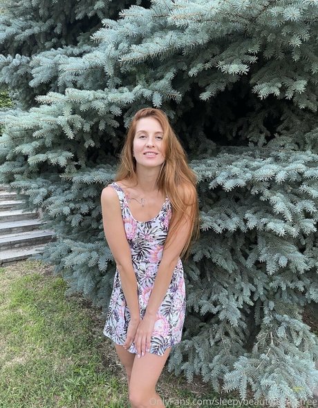 Photo nue de fuite OnlyFans de Sleepybeautyasmrfree