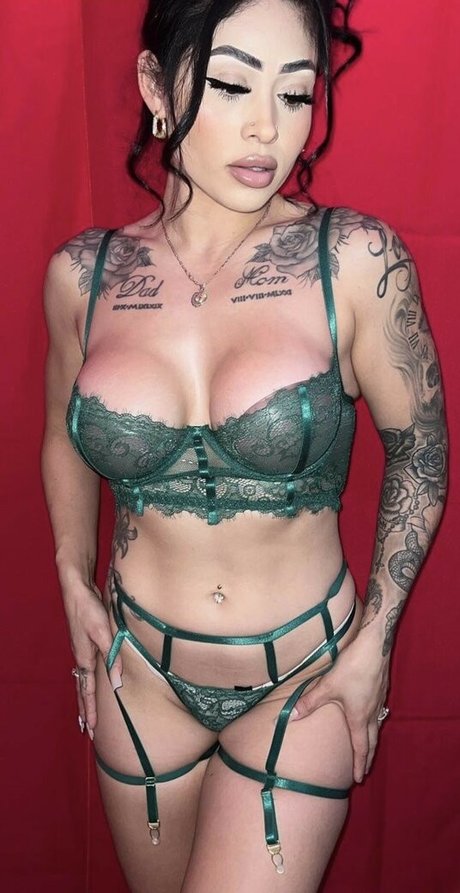 Photo nue de fuite OnlyFans de Therealissalicious