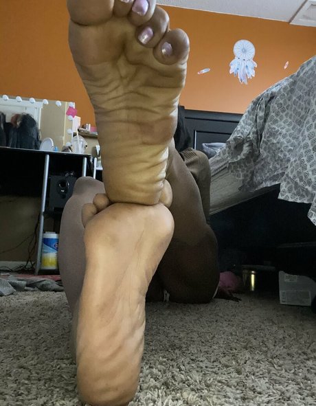 Photo nue de fuite OnlyFans de Carameltoesz