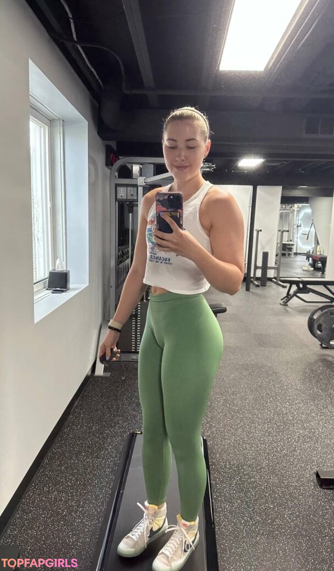 Photo nue de fuite OnlyFans de Pineapplebrat #1234