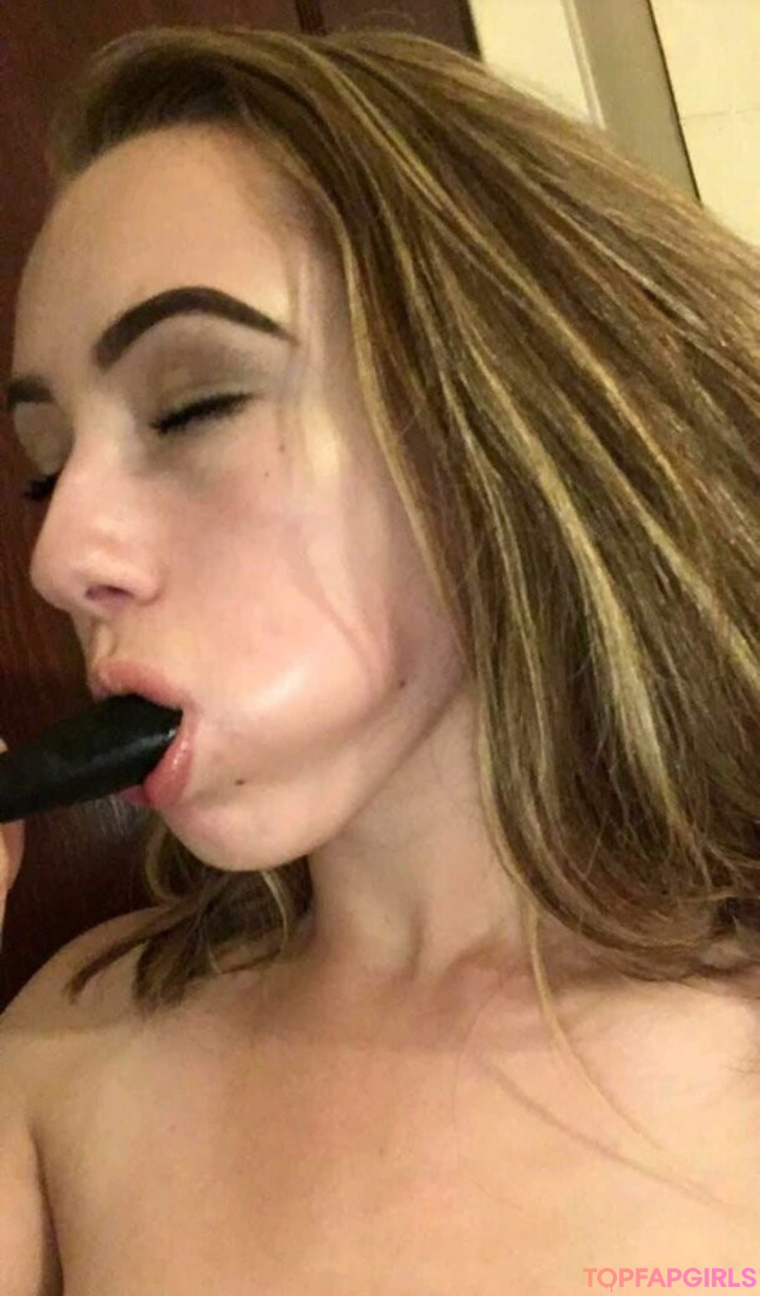 Photo nue de fuite OnlyFans de Pineapplebrat #1307