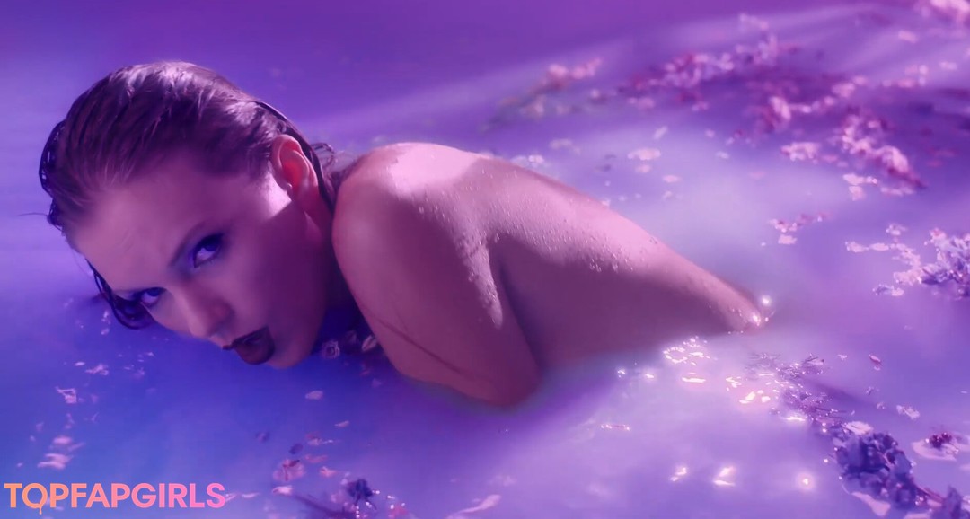Photo nue de fuite OnlyFans de Taylor Swift #1017