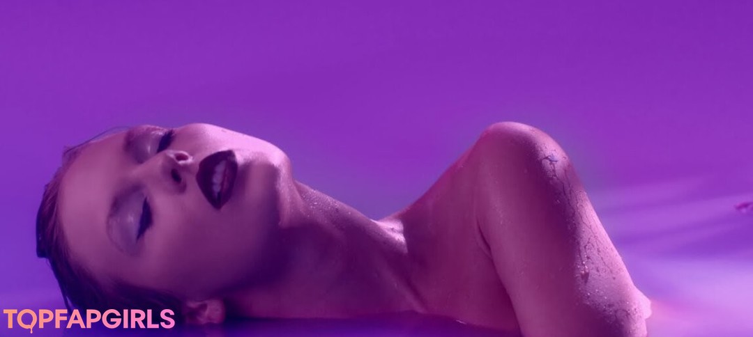 Photo nue de fuite OnlyFans de Taylor Swift #1018