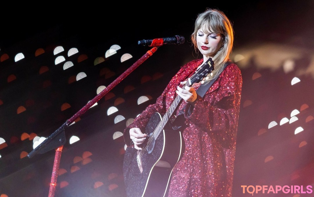 Photo nue de fuite OnlyFans de Taylor Swift #1394