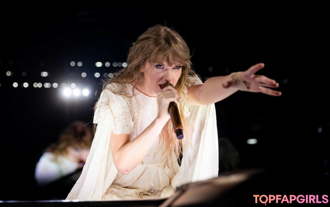 Photo nue de fuite OnlyFans de Taylor Swift #1401