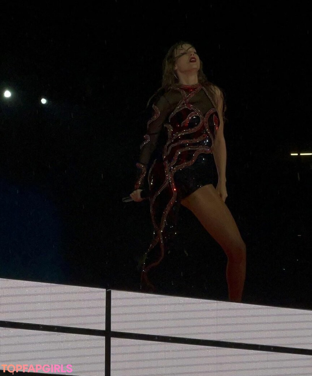 Photo nue de fuite OnlyFans de Taylor Swift #1572