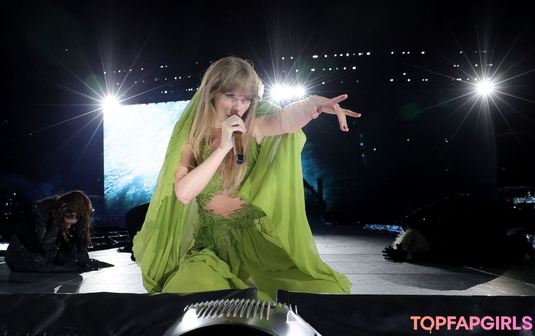 Photo nue de fuite OnlyFans de Taylor Swift #1633