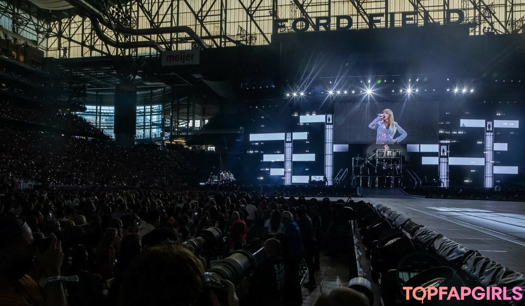 Photo nue de fuite OnlyFans de Taylor Swift #1736