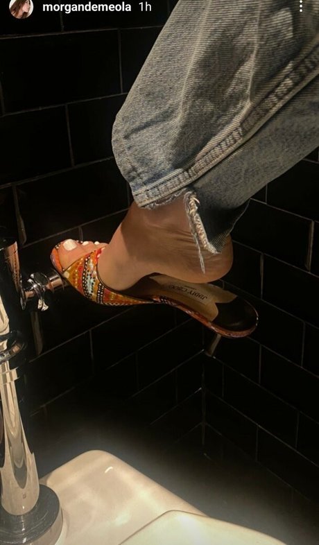 Photo nue de fuite OnlyFans de Lindsay Demeola