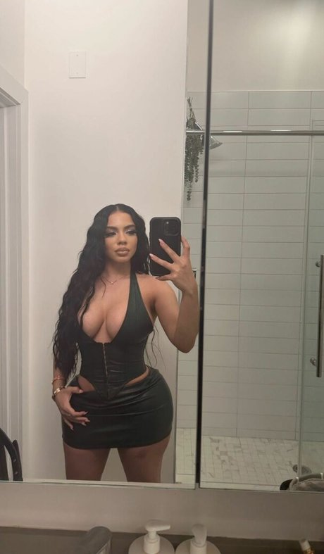 Photo nue de fuite OnlyFans de Edot