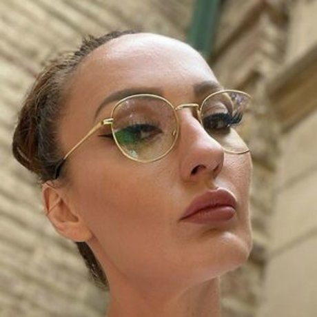 Photo nue de fuite OnlyFans de Lisinafree