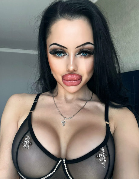 Allison_alis