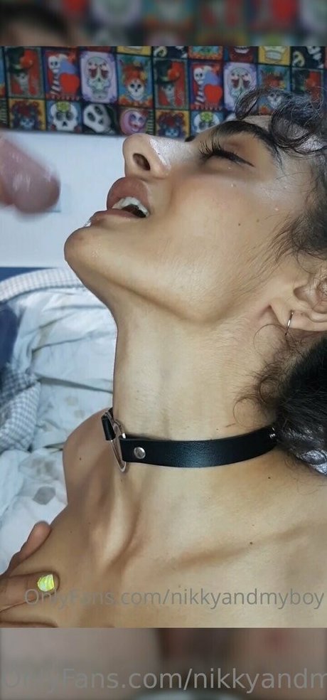 Photo nue de fuite OnlyFans de Nikkyandmyboy