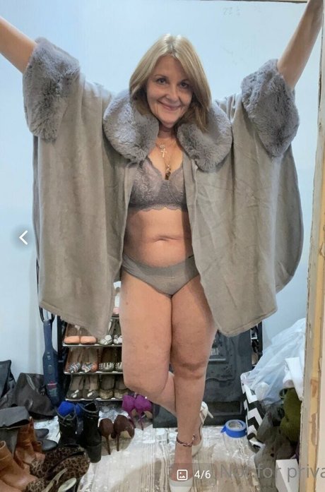 Photo nue de fuite OnlyFans de Ivorygoddess