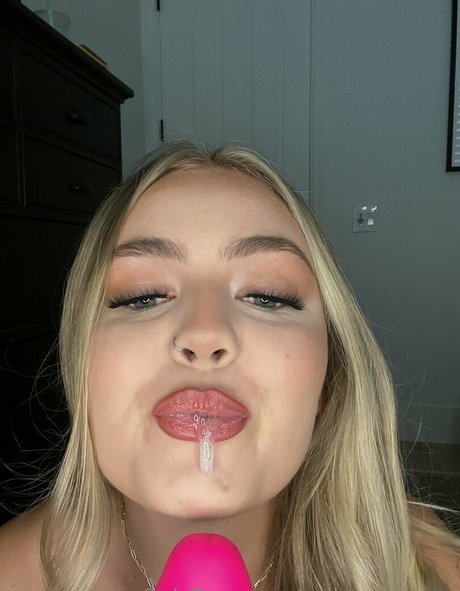 Collegepussyy