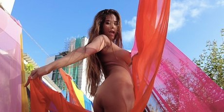 Photo nue de fuite OnlyFans de Poonampandeytv