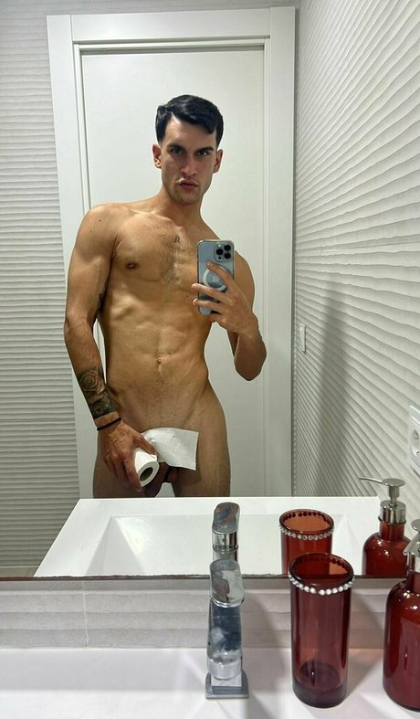 Photo nue de fuite OnlyFans de Thonygreyfree